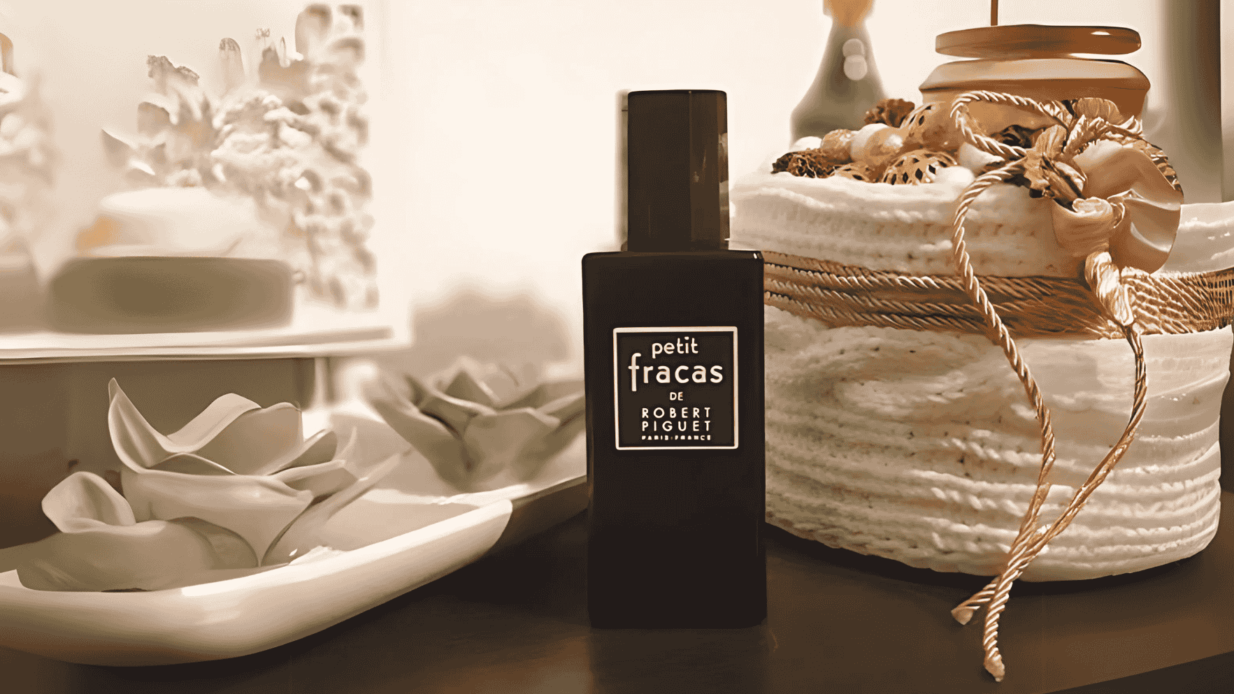 Robert Piguet Petit Fracas EDP Feature image