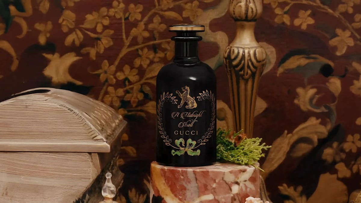 Gucci A Midnight Stroll EDP Feature image
