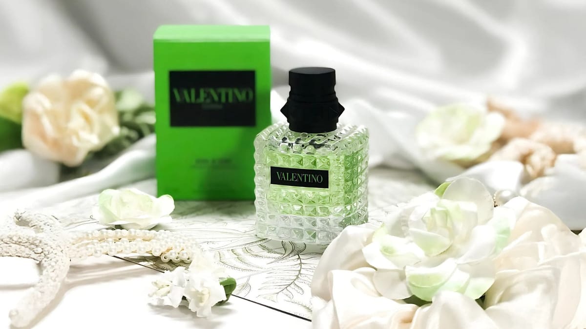 Valentino Donna Born In Roma Green Stravaganza EDP Feature image