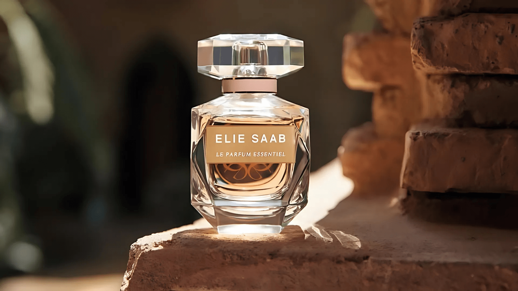 Elie Saab Le Parfum Essentiel EDP Feature image