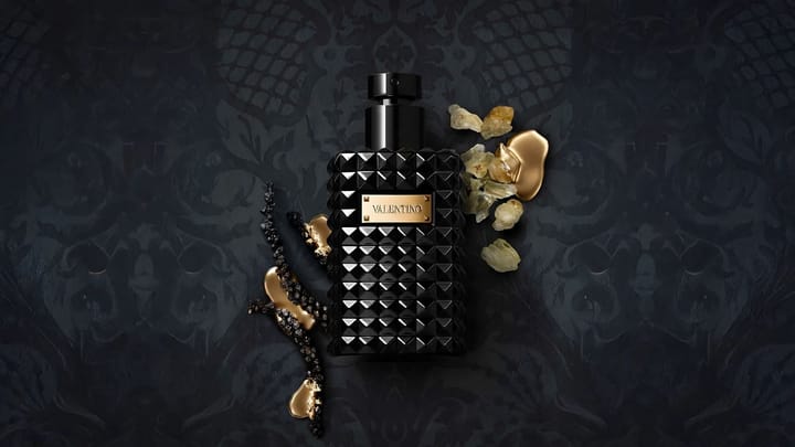 Valentino Noir Absolu Oud Essence EDP Feature image